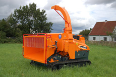 Vorf�hrmaschine - A141 XL Diesel auf Raupenfahrwerk